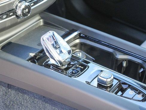 New 2026 Volvo XC60 B5 Plus w/ Climate Package PRO image 36