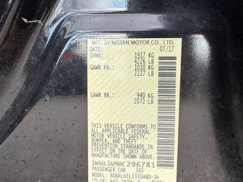 Used 2017 Nissan Altima 2.5 SR FWD image 24