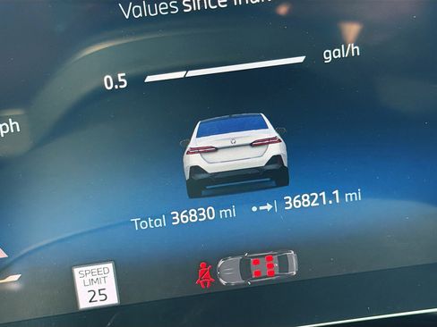 Used 2024 BMW 540i xDrive 540i xDrive w/ Premium Package image 39