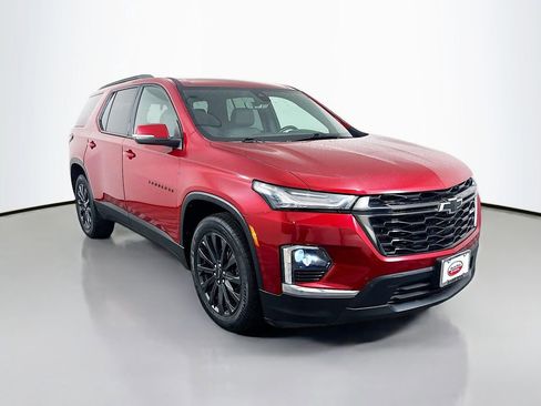 Used 2023 Chevrolet Traverse RS w/ LPO, Floor Liner Package AWD/4WD image 3