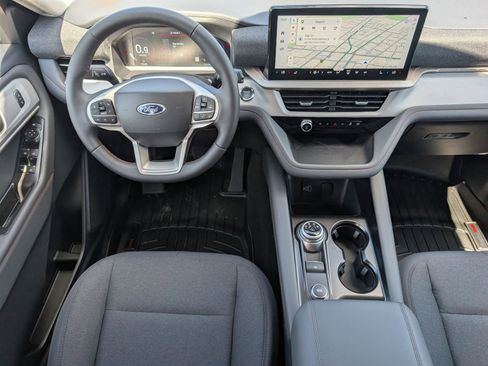 New 2026 Ford Explorer Active image 6