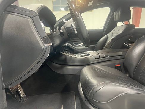 Used 2018 Mercedes-Benz S 560 4MATIC Sedan image 20