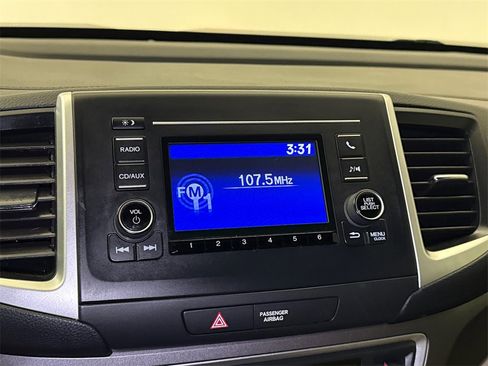 Used 2016 Honda Pilot LX image 24