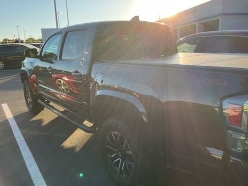 Used 2023 Toyota Tacoma TRD Sport w/ Advanced Technology Package AWD/4WD image 9