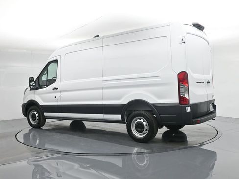 New 2026 Ford Transit 250 148 Medium Roof w/ Load Area Protection Package RWD image 6