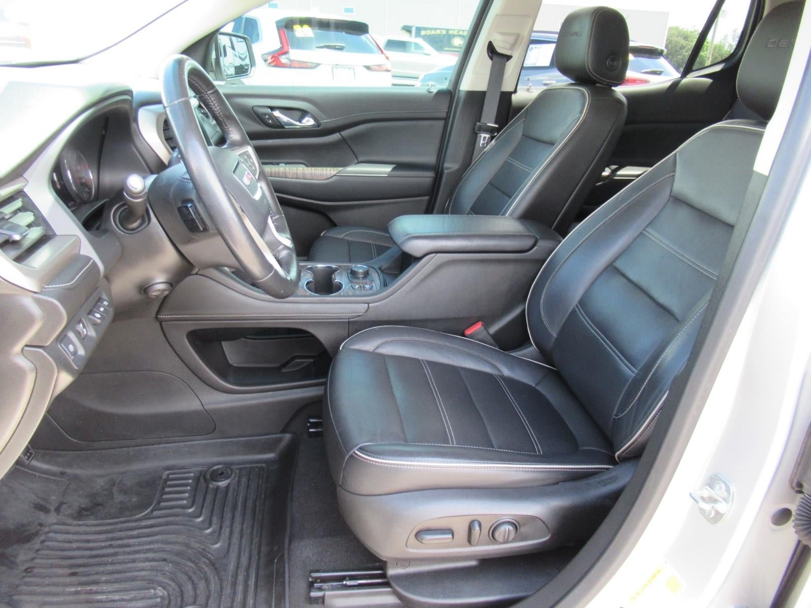 Used 2020 GMC Acadia Denali w/ Technology Package FWD image 19