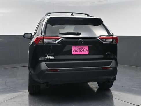 Used 2025 Toyota RAV4 XLE Premium image 16
