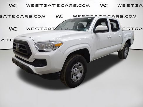 Used 2023 Toyota Tacoma SR image 1