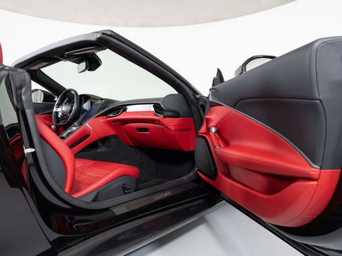 Used 2024 Ferrari Roma Spider RWD image 41