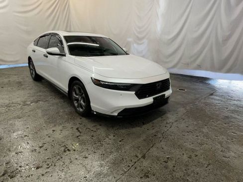 Used 2023 Honda Accord EX-L image 1