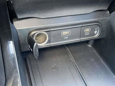 Certified 2023 Kia Telluride S w/ S Sunroof Package image 39