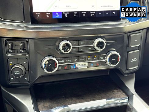 Used 2024 Ford F250 Lariat w/ Black Appearance Package image 29