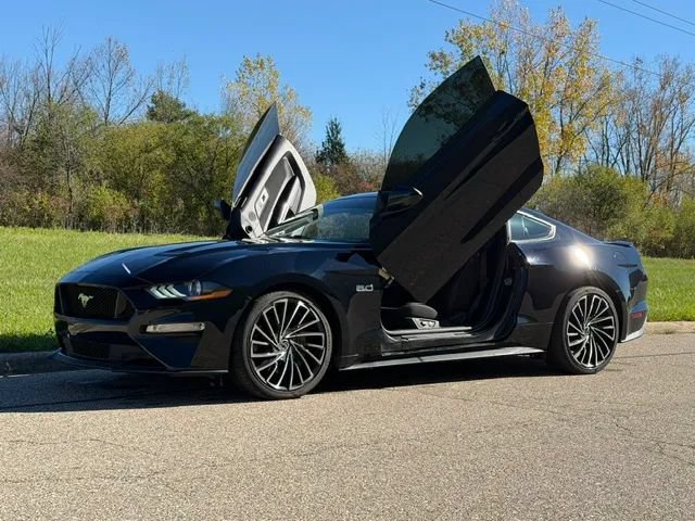 Used 2018 Ford Mustang GT w/ Equipment Group 301A RWD image 12