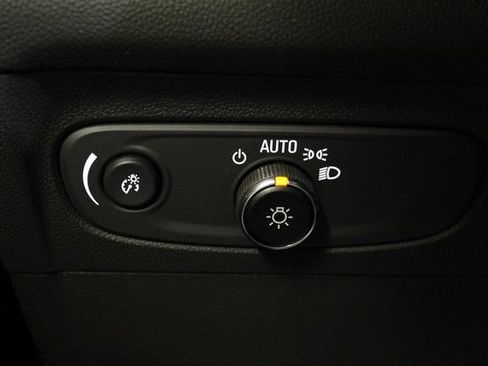 Used 2023 Buick Envision Preferred AWD/4WD image 20