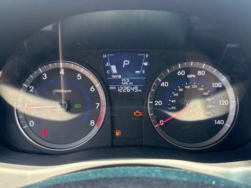 Used 2012 Hyundai Accent GS FWD image 11