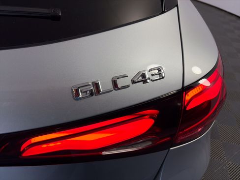 Used 2023 Mercedes-Benz GLC 300 4MATIC image 18