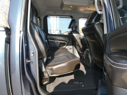 Used 2015 Nissan Titan PRO-4X w/ Pro-4x Luxury Package image 27