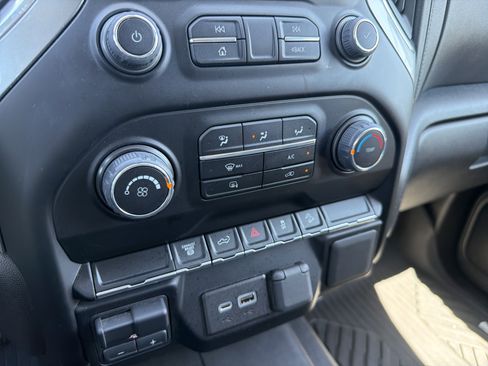 Used 2023 Chevrolet Silverado 2500 LT AWD/4WD image 26