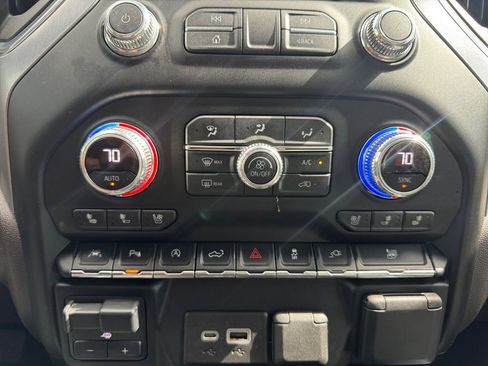 Used 2021 GMC Sierra 1500 SLT RWD image 21