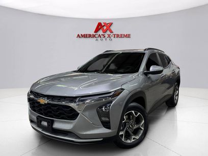 Used 2025 Chevrolet Trax LT w/ Sunroof Package