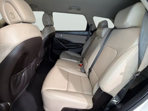 Used 2017 Hyundai Santa Fe SE w/ SE Premium Package 02 FWD image 32
