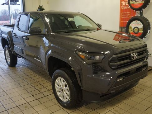 New 2026 Toyota Tacoma SR5 image 2