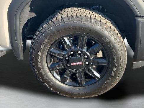 New 2026 GMC Sierra 2500 AT4 w/ AT4 Premium Plus Package image 20