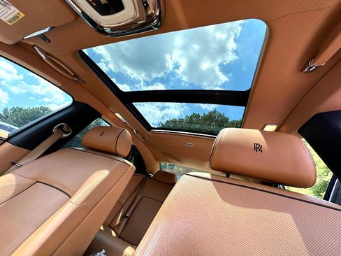 Used 2014 Rolls-Royce Ghost image 39