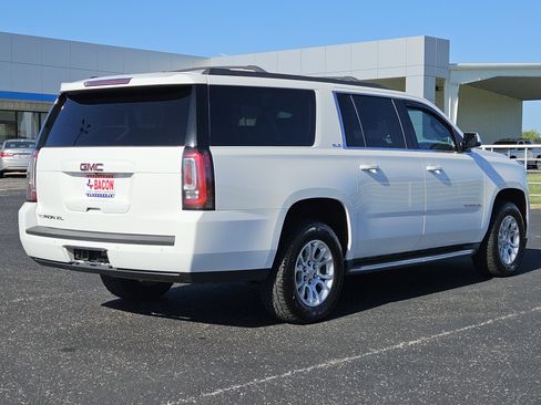 Used 2015 GMC Yukon XL SLE w/ Convenience Package AWD/4WD image 4