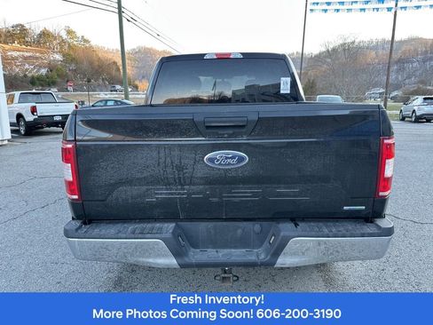 Used 2020 Ford F150 XLT image 4