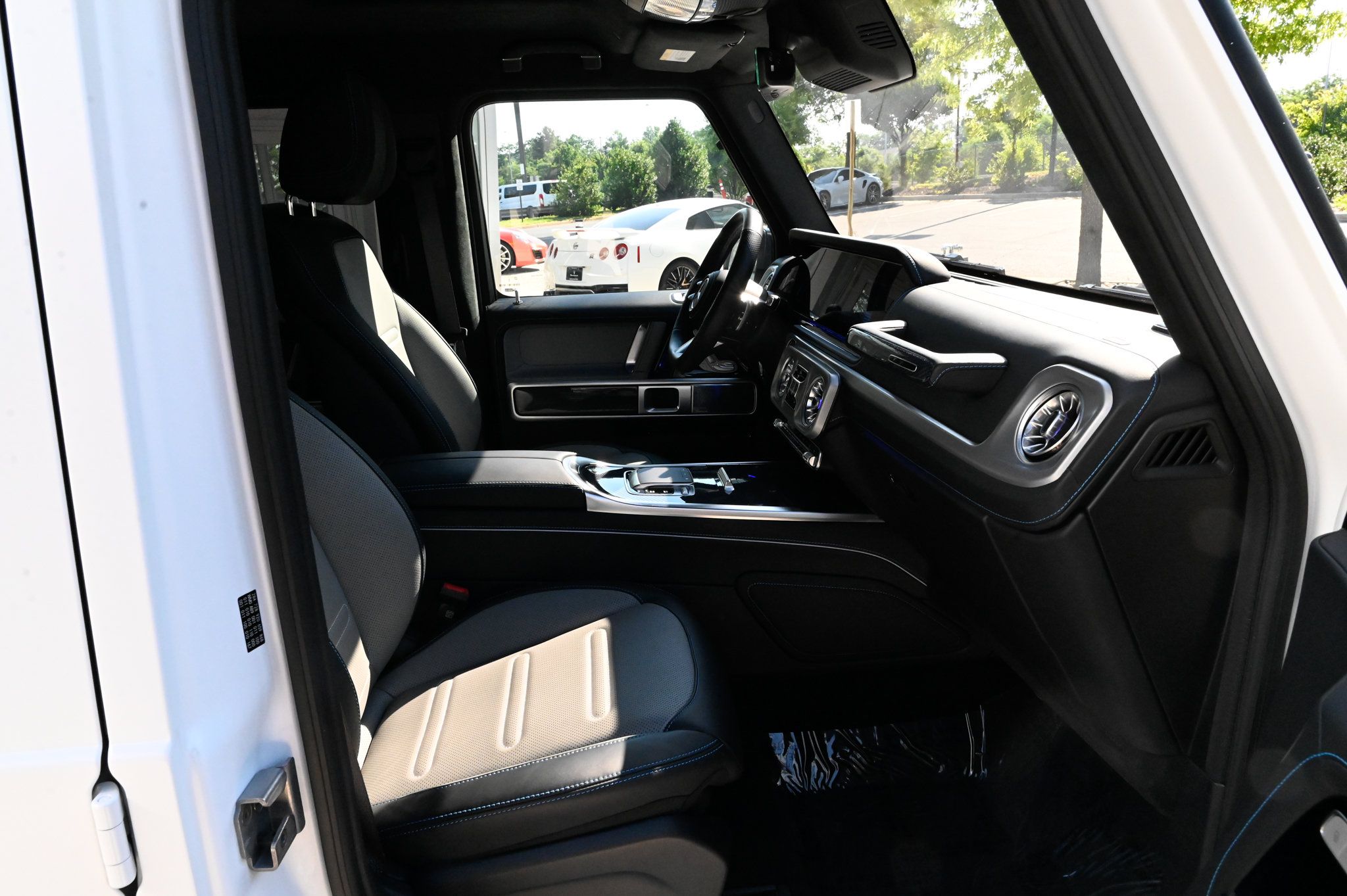 Used 2025 Mercedes-Benz G 580 w/ EQ Technology image 57