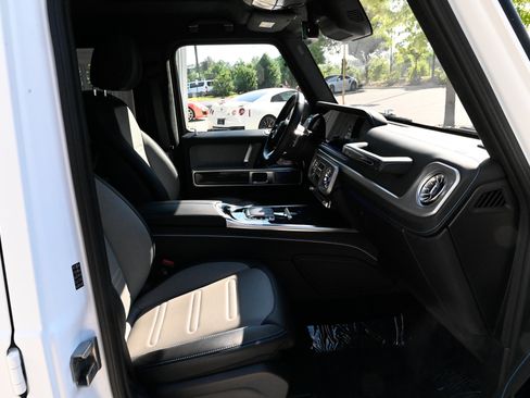 Used 2025 Mercedes-Benz G 580 w/ EQ Technology image 57