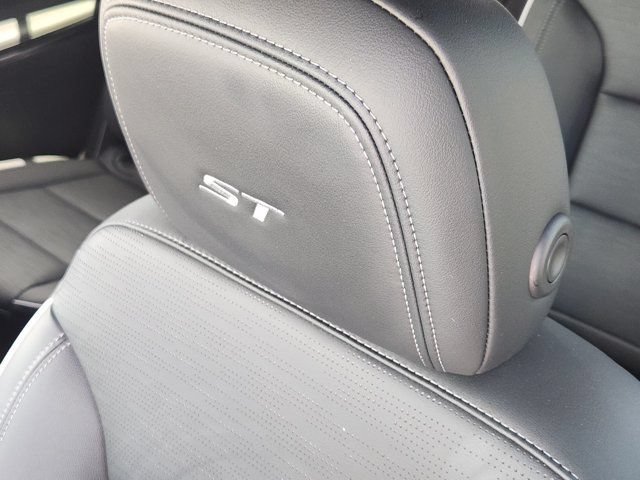 Used 2026 Buick Enclave Sport Touring FWD image 19