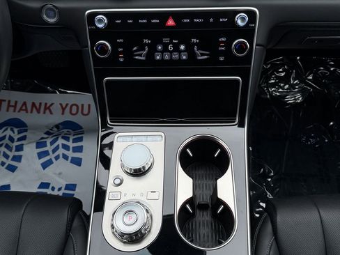 Used 2025 Genesis GV80 2.5T Standard image 11
