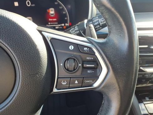 Used 2024 Acura MDX SH-AWD w/ Technology Package image 9