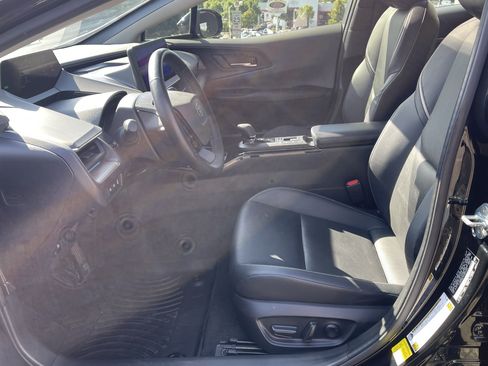 Certified 2024 Toyota Prius XLE AWD/4WD image 11