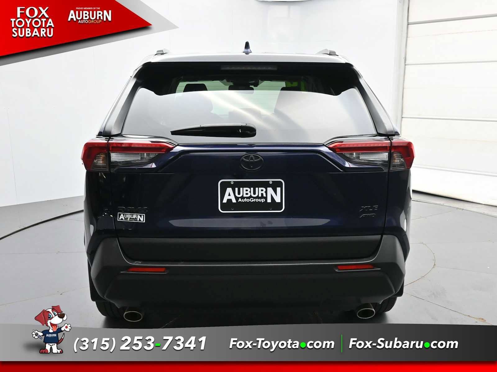 Used 2019 Toyota RAV4 XLE Premium w/ Cold Weather Package AWD/4WD image 4