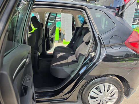 Used 2015 Honda Fit LX image 19