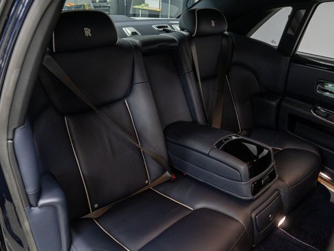 Used 2020 Rolls-Royce Ghost RWD image 27