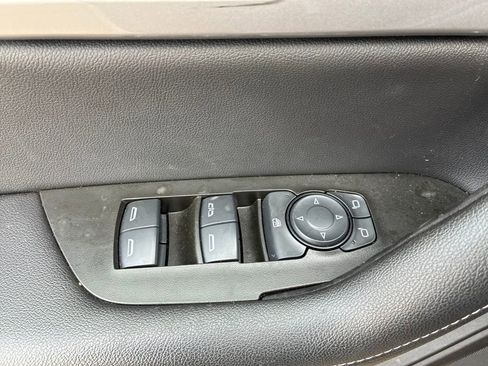 Used 2024 Chevrolet Blazer LT w/ LPO, Floor Liner Package FWD image 8
