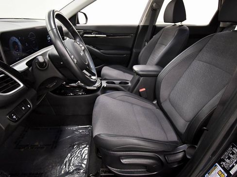 Certified 2024 Kia Seltos S image 14