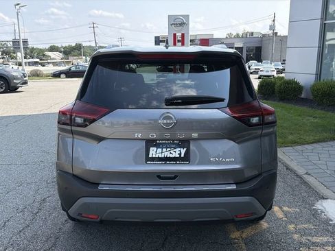 Certified 2023 Nissan Rogue SV w/ SV Premium B Package AWD/4WD image 26