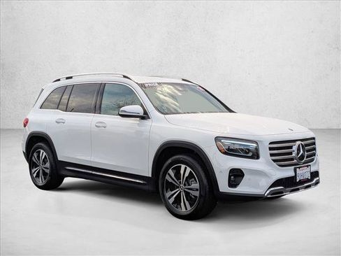 Certified 2025 Mercedes-Benz GLB 250 GLB 250 image 3