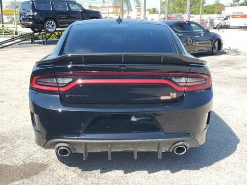Certified 2022 Dodge Charger Scat Pack w/ Plus Group RWD image 6
