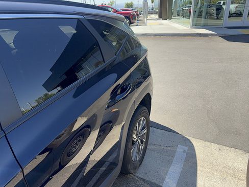 Certified 2024 Hyundai Tucson Blue AWD/4WD image 8
