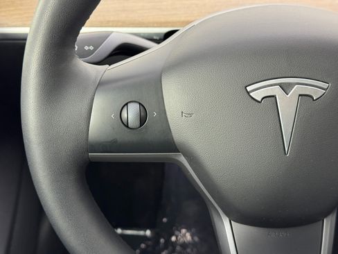 Used 2022 Tesla Model 3 Performance image 19