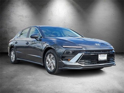 New 2026 Hyundai Sonata SE image 2