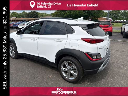 Used 2023 Hyundai Kona SEL AWD/4WD image 5