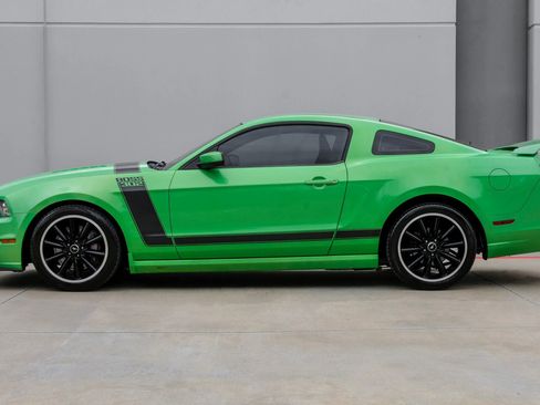 Used 2013 Ford Mustang Boss 302 w/ Boss 302 Accessory Pkg image 14