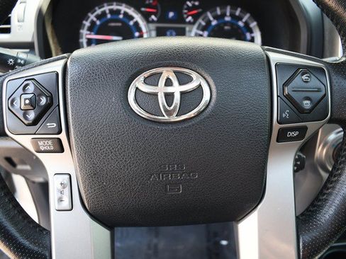Used 2014 Toyota 4Runner Limited AWD/4WD image 31